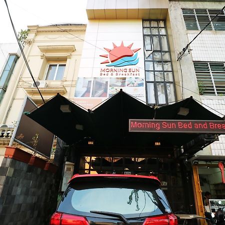 Morning Sun Hotel Surabaya Exterior photo
